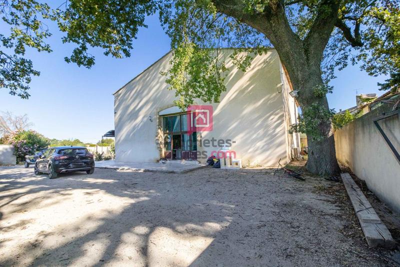 Maison - 240 m² - 9 pièces