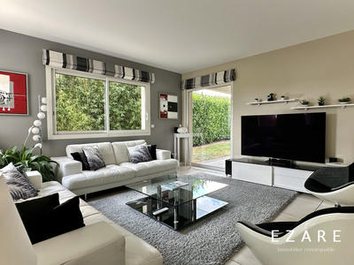 Maison - 180 m² - 8 pièces