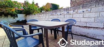 Chambre - 10 m² - 1 pièce