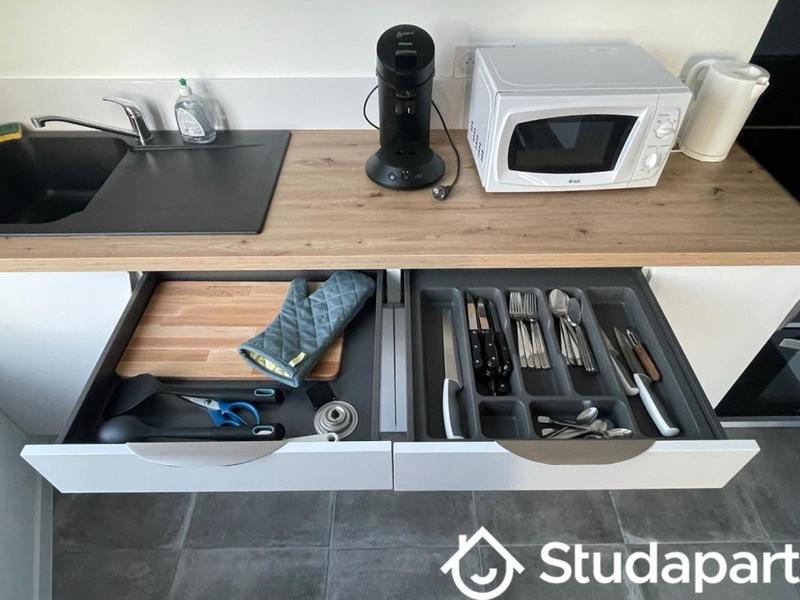 Chambre - 11 m² - 1 pièce