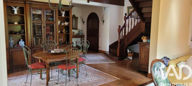 Maison - 170 m² - 7 pièces