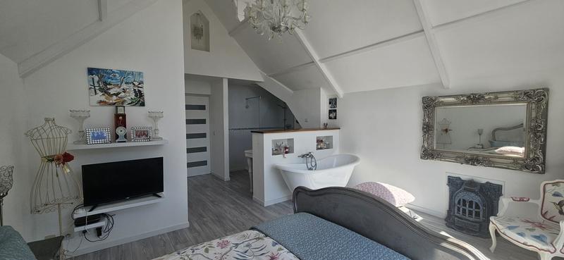 Maison - 220 m² - 5 pièces