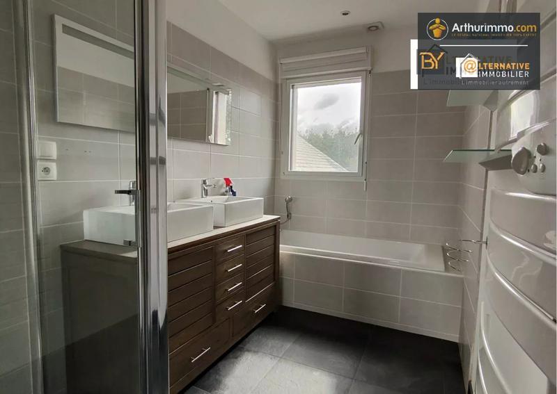 Maison - 200 m² - 7 pièces