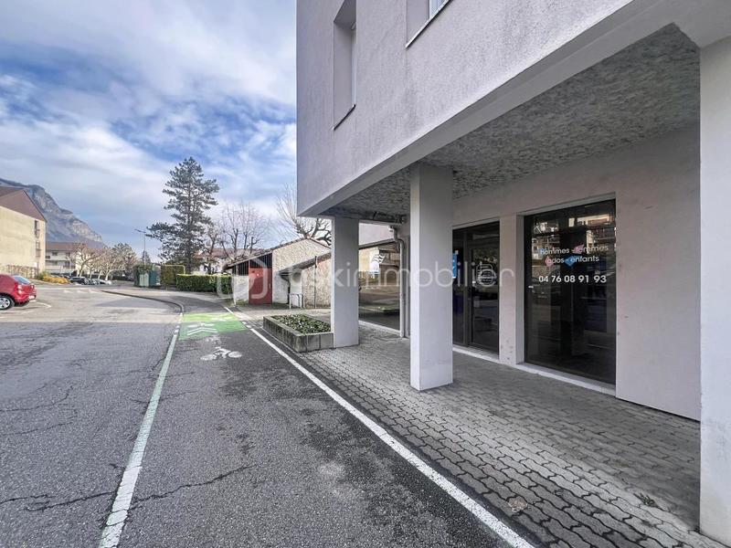 Local commercial - 58 m² - 3 pièces