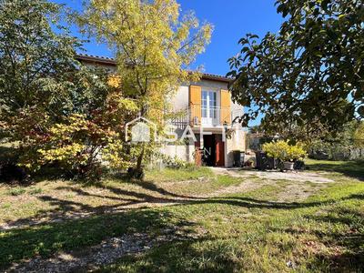 Maison - 97 m² - 4 pièces