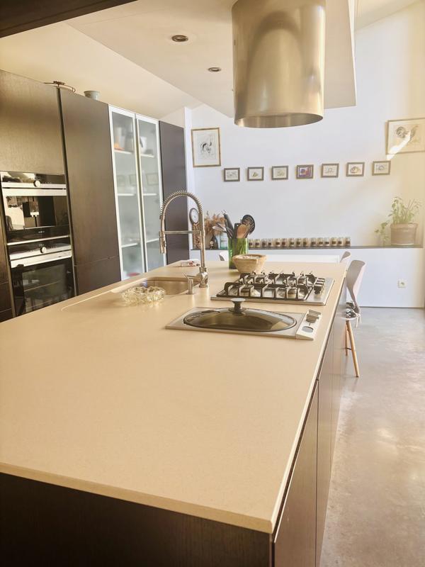 Maison - 184 m² - 6 pièces