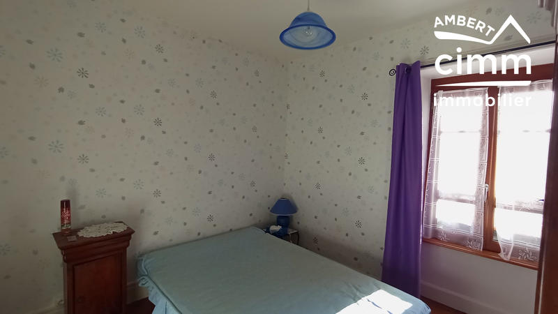 Maison - 83 m² - 8 pièces