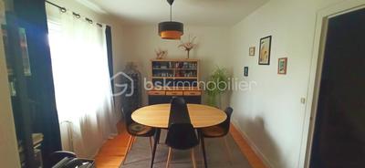 Maison traditionnelle - 115 m² - 6 pièces