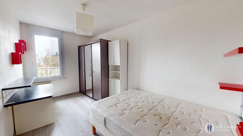 Appartement - 75 m² - 4 pièces