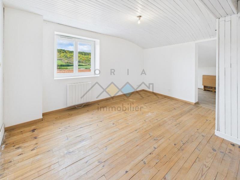 Maison de village - 96 m² - 3 pièces