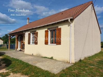 Maison - 93 m² - 4 pièces