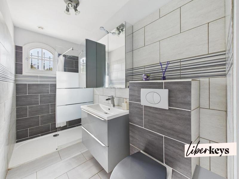 Maison - 133 m² - 6 pièces