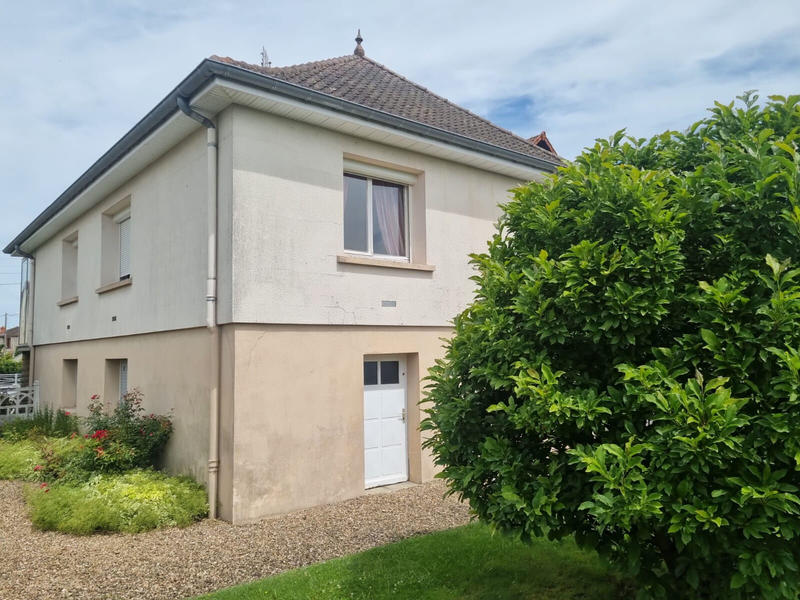 Maison - 80 m² - 5 pièces