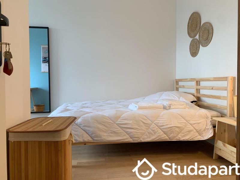 Chambre - 11 m² - 1 pièce