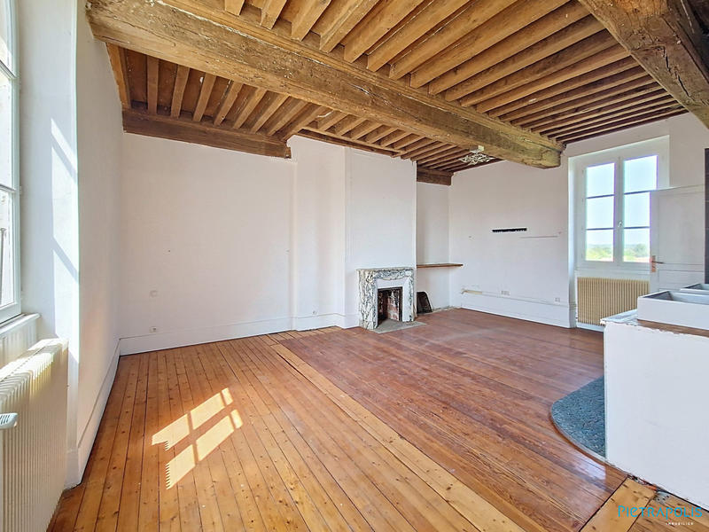 Maison ancienne - 192 m² - 5 pièces