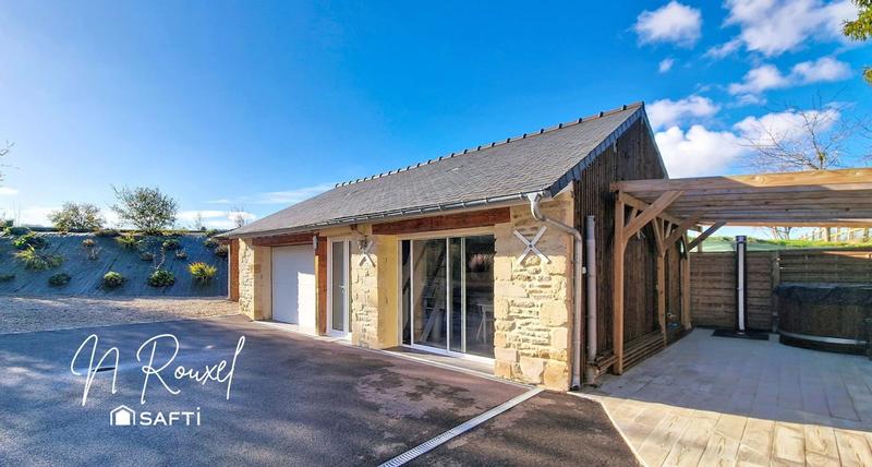 Maison - 280 m² - 12 pièces