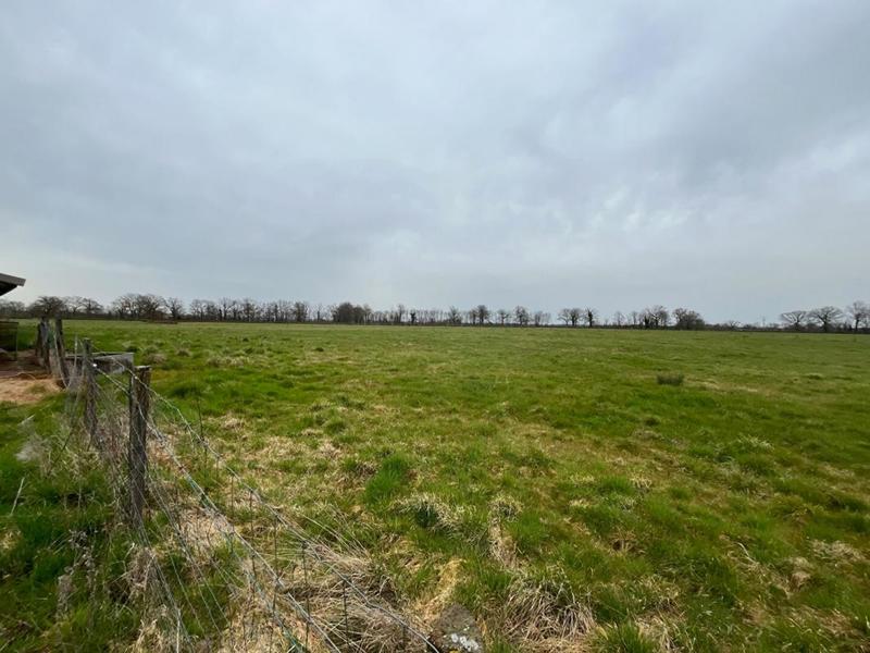 Terrain constructible - 45 000 m²