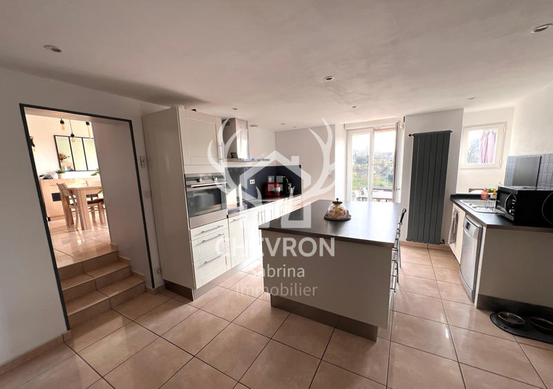 Maison - 160 m² - 6 pièces