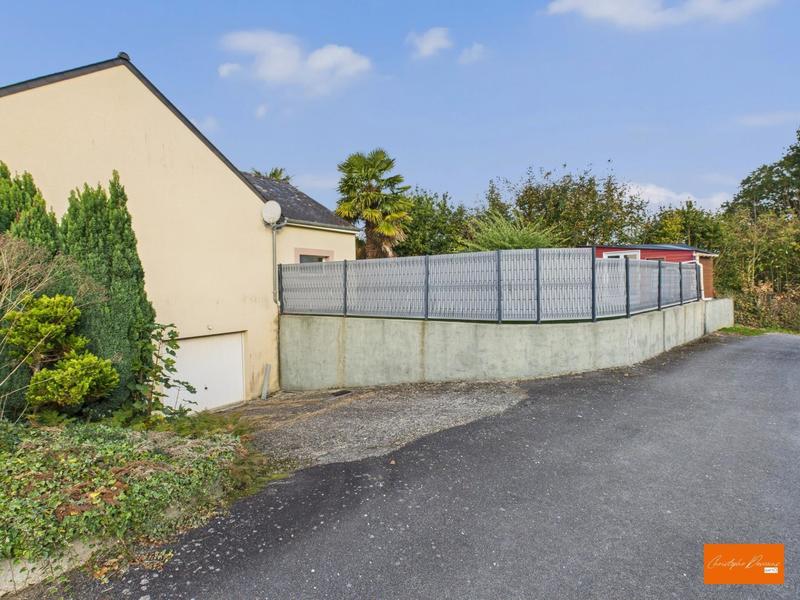 Maison - 98 m² - 5 pièces