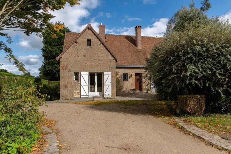 Maison - 190 m² - 7 pièces