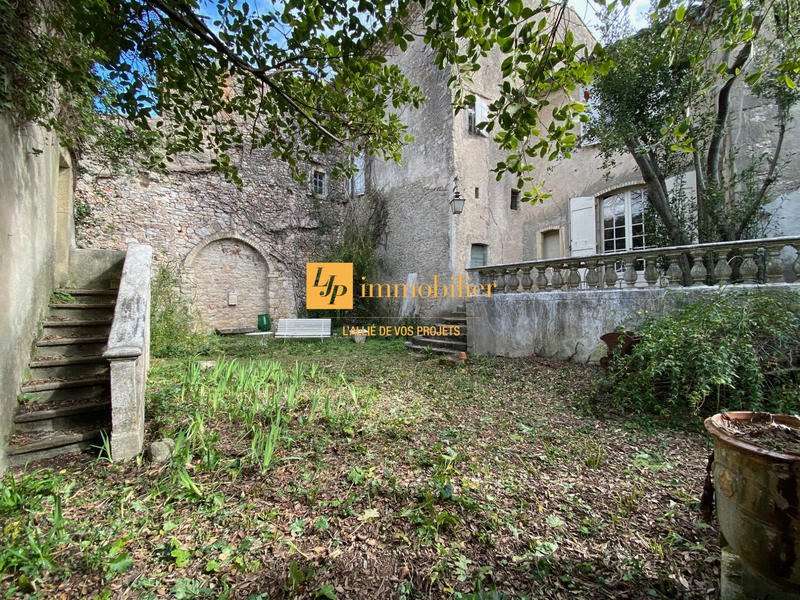 Bastide - 302 m² - 9 pièces