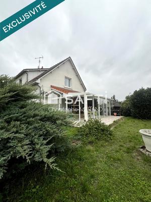Maison - 221 m² - 11 pièces