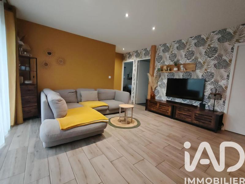 Maison - 94 m² - 5 pièces