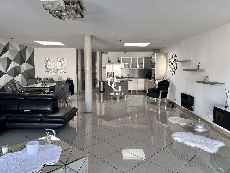 Maison - 115 m² - 3 pièces