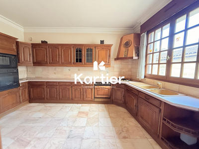 Appartement - 250 m² - 7 pièces