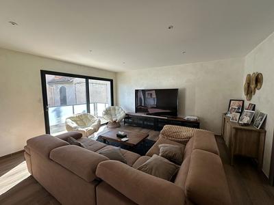 Maison - 97 m² - 4 pièces