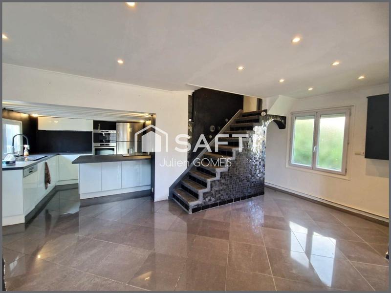 Maison - 80 m² - 4 pièces