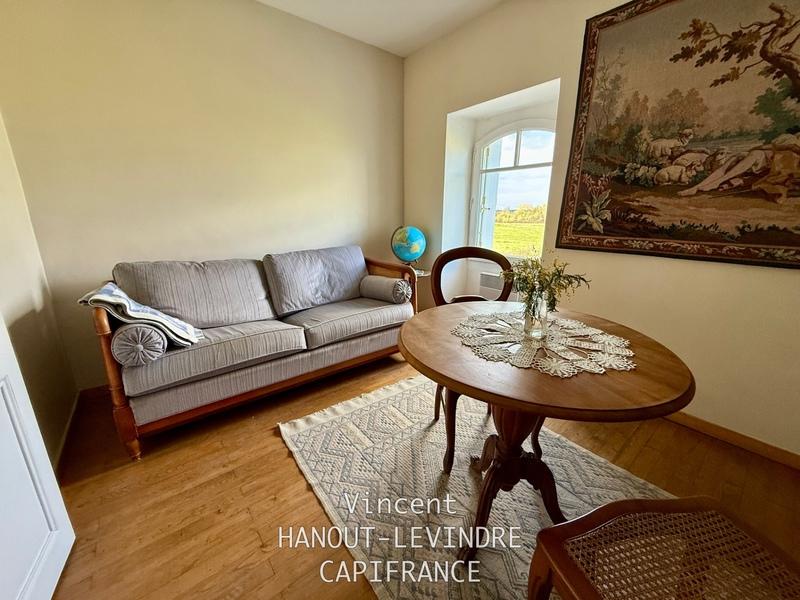 Maison - 200 m² - 11 pièces