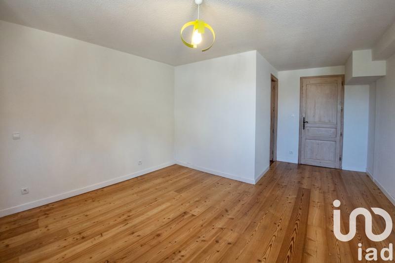 Appartement - 90 m² - 3 pièces