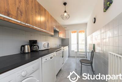 Chambre - 13 m² - 1 pièce