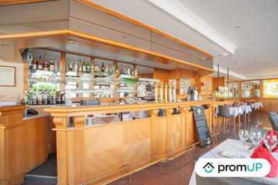 Local commercial - 250 m² - 3 pièces