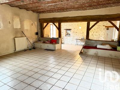 Maison - 202 m² - 9 pièces