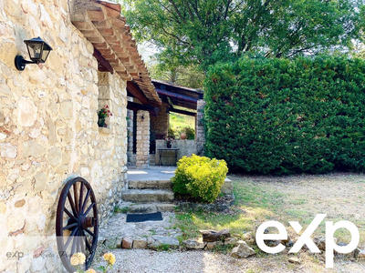 Maison - 259 m² - 7 pièces