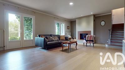 Maison - 144 m² - 6 pièces