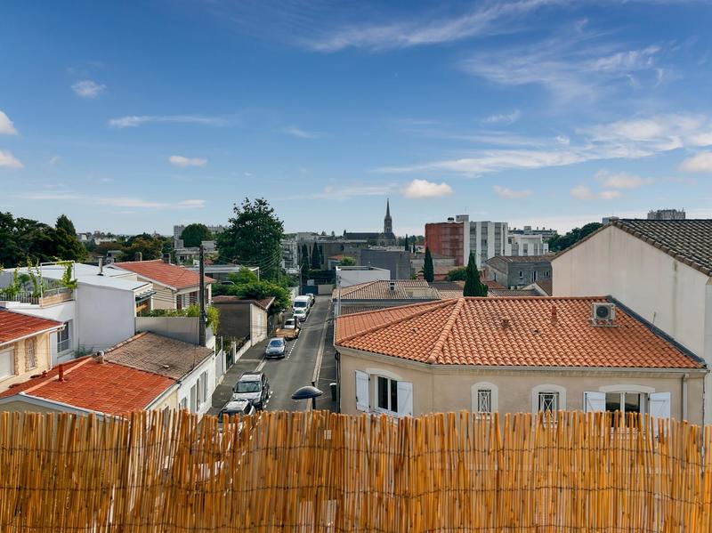 Appartement - 84 m² - 4 pièces