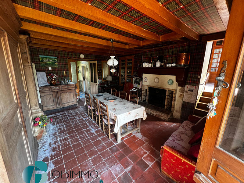 Maison - 284 m² - 10 pièces