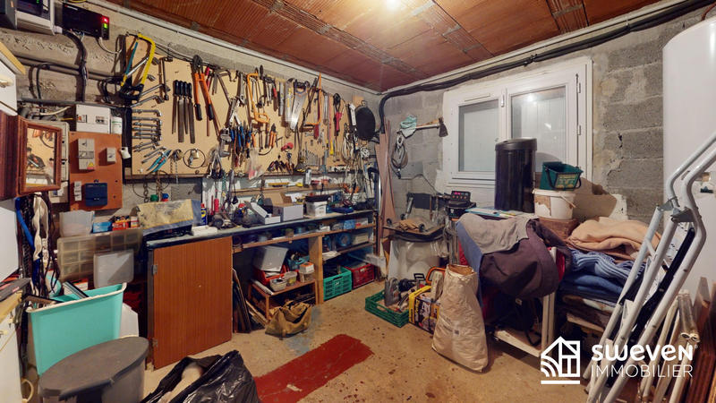 Villa - 185 m² - 9 pièces