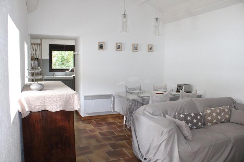 Maison - 250 m² - 12 pièces