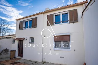 Maison - 93 m² - 4 pièces