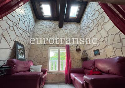 Maison de village - 199 m² - 6 pièces