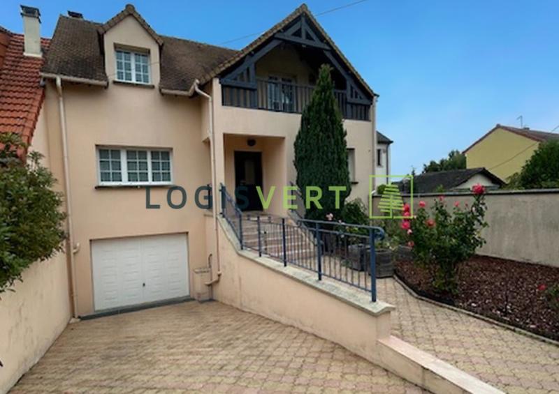 Maison - 137 m² - 6 pièces