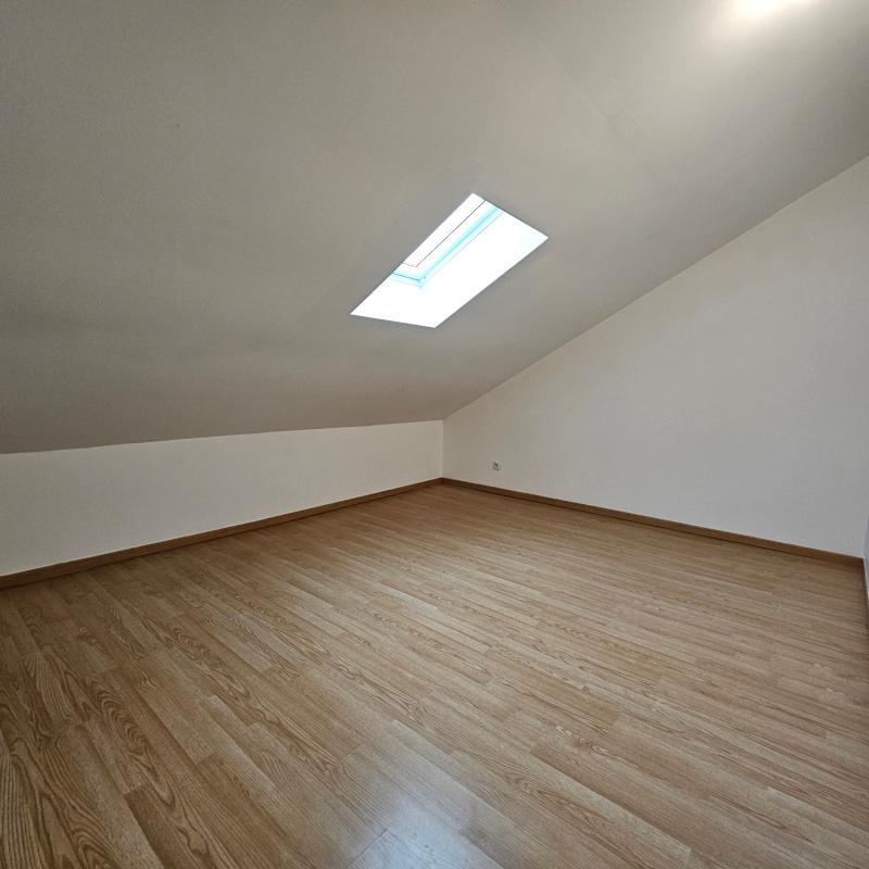 Maison - 210 m² - 7 pièces