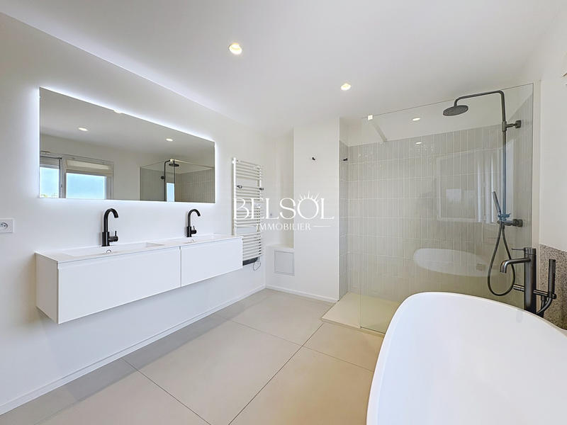 Villa - 148 m² - 5 pièces