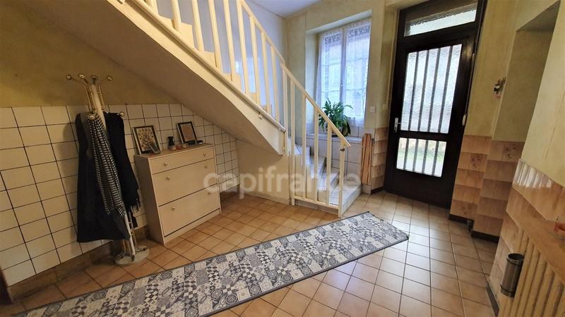 Maison de ville - 240 m² - 9 pièces