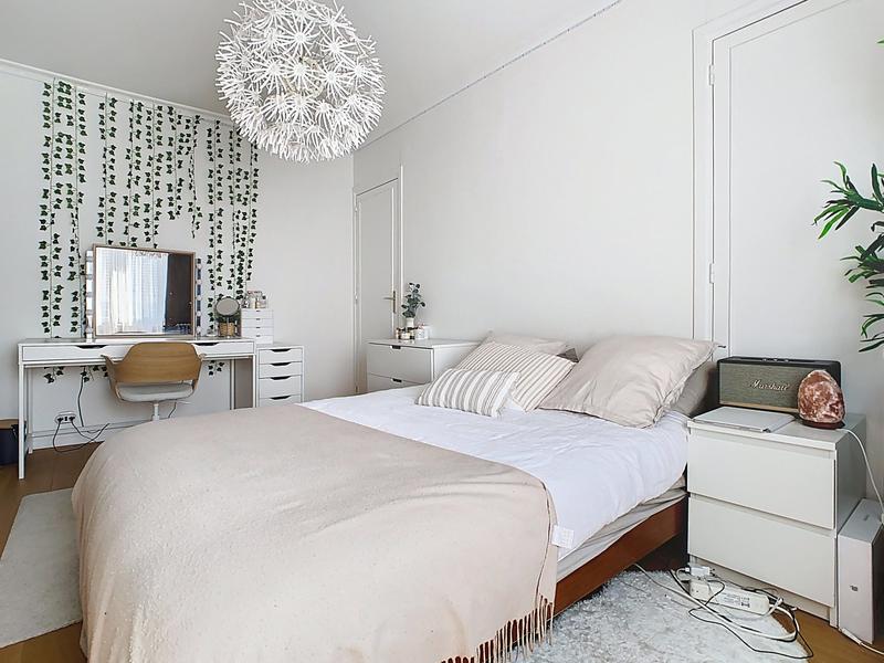 Maison - 220 m² - 9 pièces