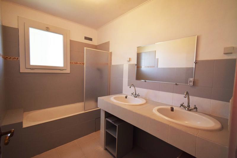 Villa - 195 m² - 6 pièces